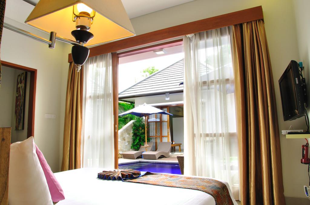 M Two Villas Seminyak Oda fotoğraf
