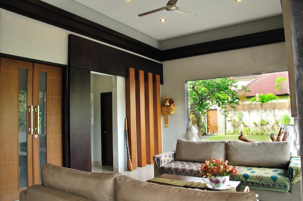 M Two Villas Seminyak Dış mekan fotoğraf