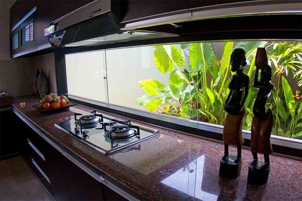 M Two Villas Seminyak Dış mekan fotoğraf