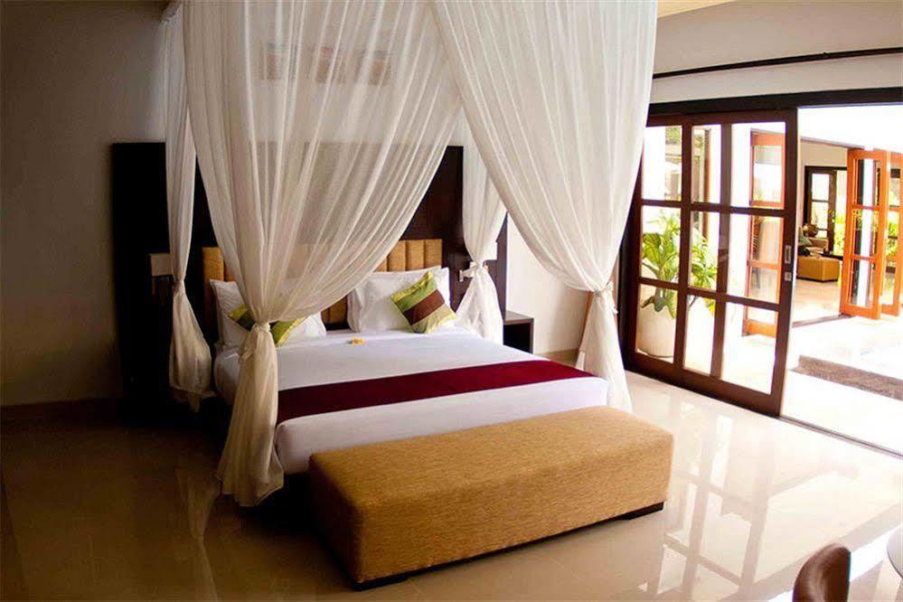 M Two Villas Seminyak Dış mekan fotoğraf
