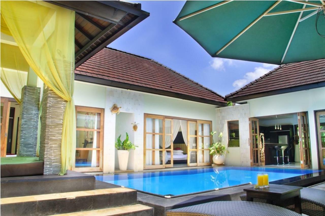 M Two Villas Seminyak Dış mekan fotoğraf